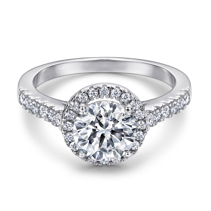 Classical Round Solitairesilver ring